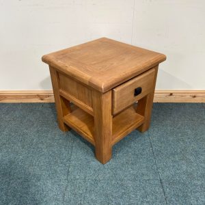 Small, Solid Oak, Double Sided, Side Table. (O154)