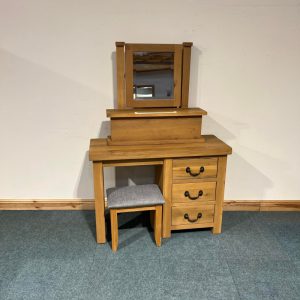 Medium Sized, Vancouver, Solid Oak, Dressing Table with Box Mirror and Stool. (CD199)