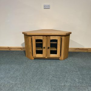 Medium Sized, Distressed Solid Oak, Corner TV Unit. (TV231)