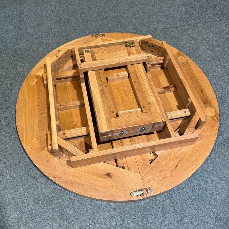(TC313) Medium Sized, Vancouver, Solid Oak, Round, Extending Table and 4 Chairs. - Image 8