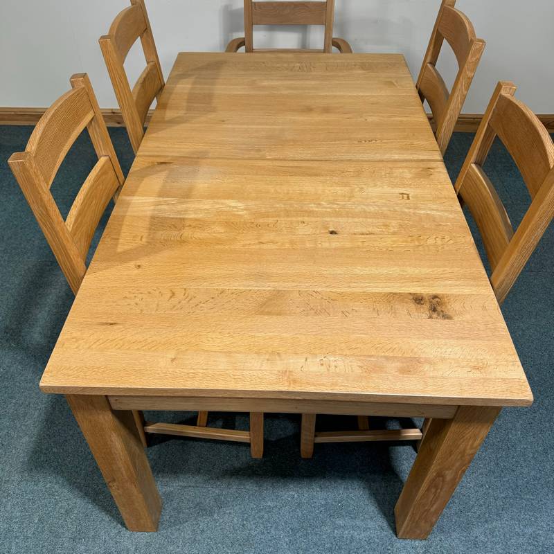 (TC314) Large, Solid Oak, 1 Leaf Extending Table and 6 Chairs. - Image 5