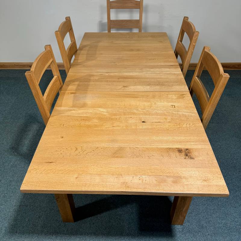 (TC314) Large, Solid Oak, 1 Leaf Extending Table and 6 Chairs. - Image 6