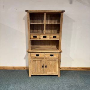 Small, Solid Oak Dresser. (D148)