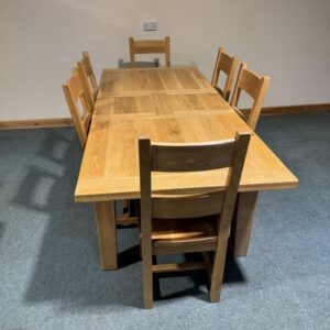 (TC393) Large, Vancouver, Solid Oak, 1 Leaf Extending Table and 6 Chairs.